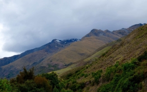 Mountains behind the lake Mountains at Lake Wanaka